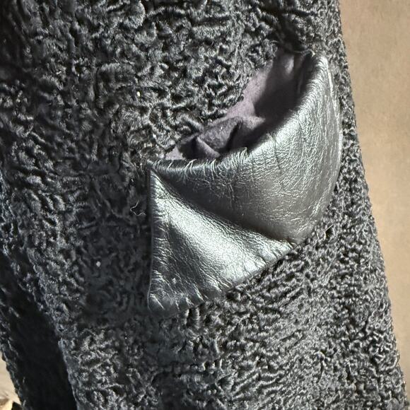Vintage Carl W. Herrmann Persian Lamb Fur Coat w/ Leather Trim & Brass Hardware - Picture 5 of 16